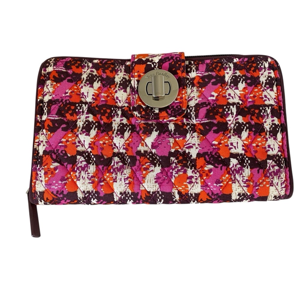 Vera Bradley Zip‎ Around Turn Lock Wallet Artsy Quilted Orange Pink